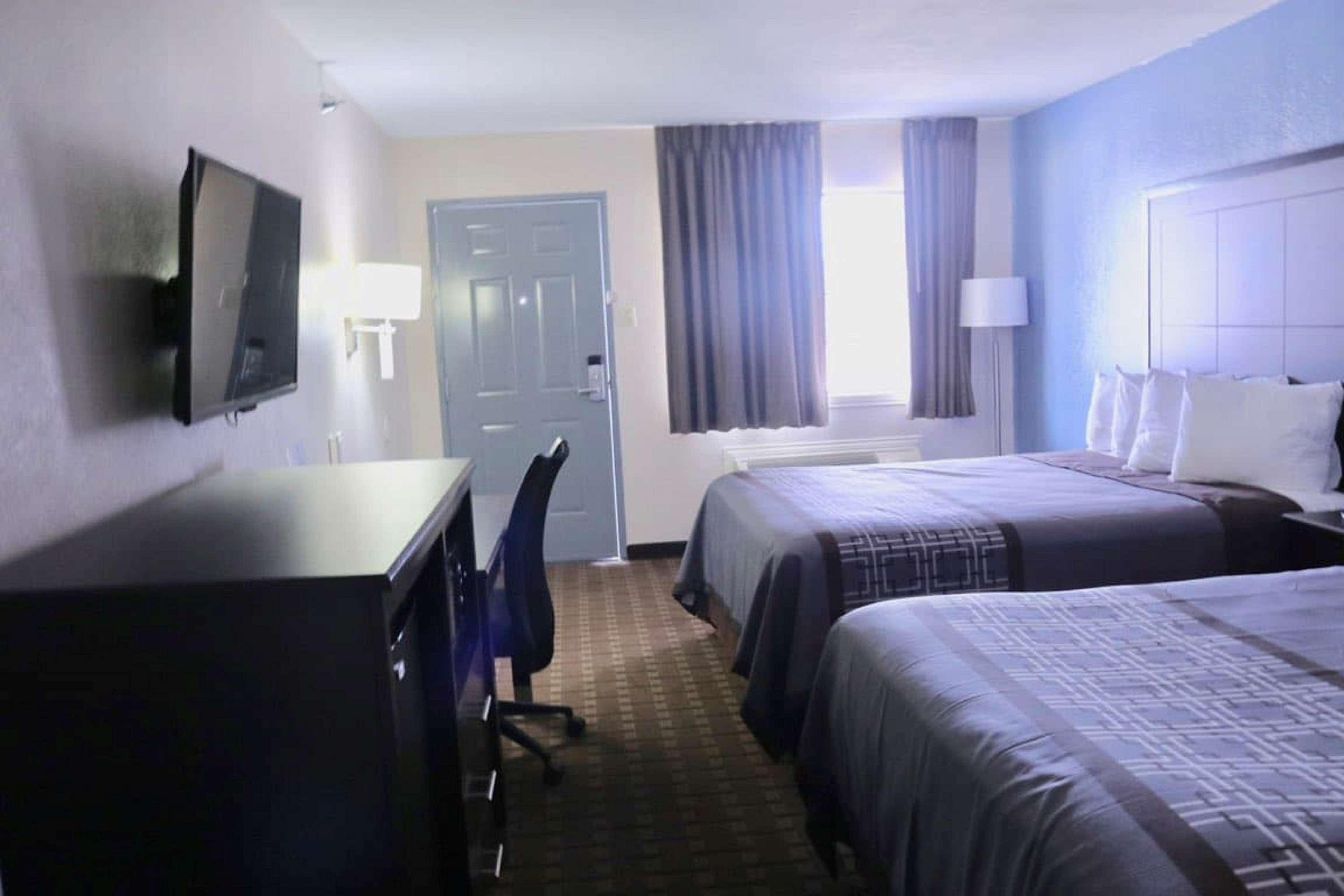 Surestay Hotel By Best Western Terrell Esterno foto