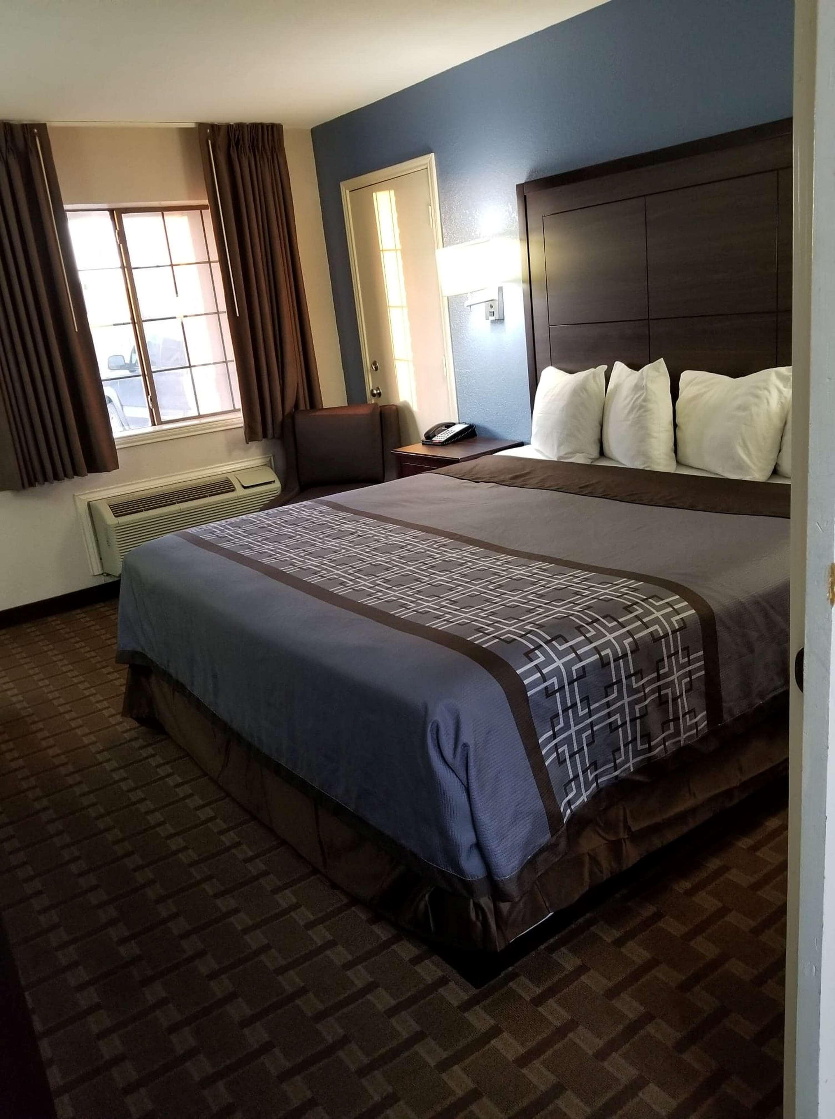 Surestay Hotel By Best Western Terrell Esterno foto