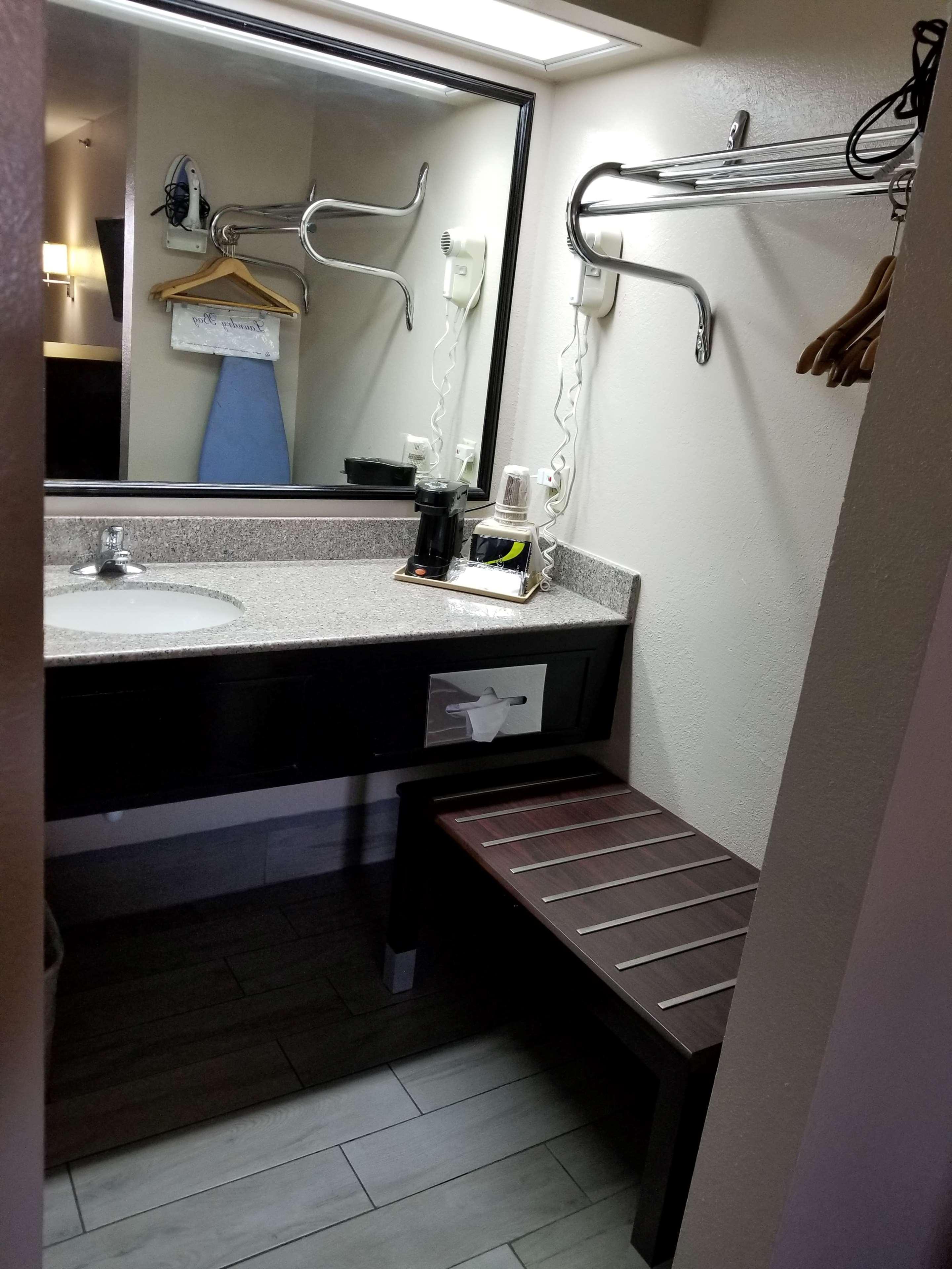 Surestay Hotel By Best Western Terrell Esterno foto
