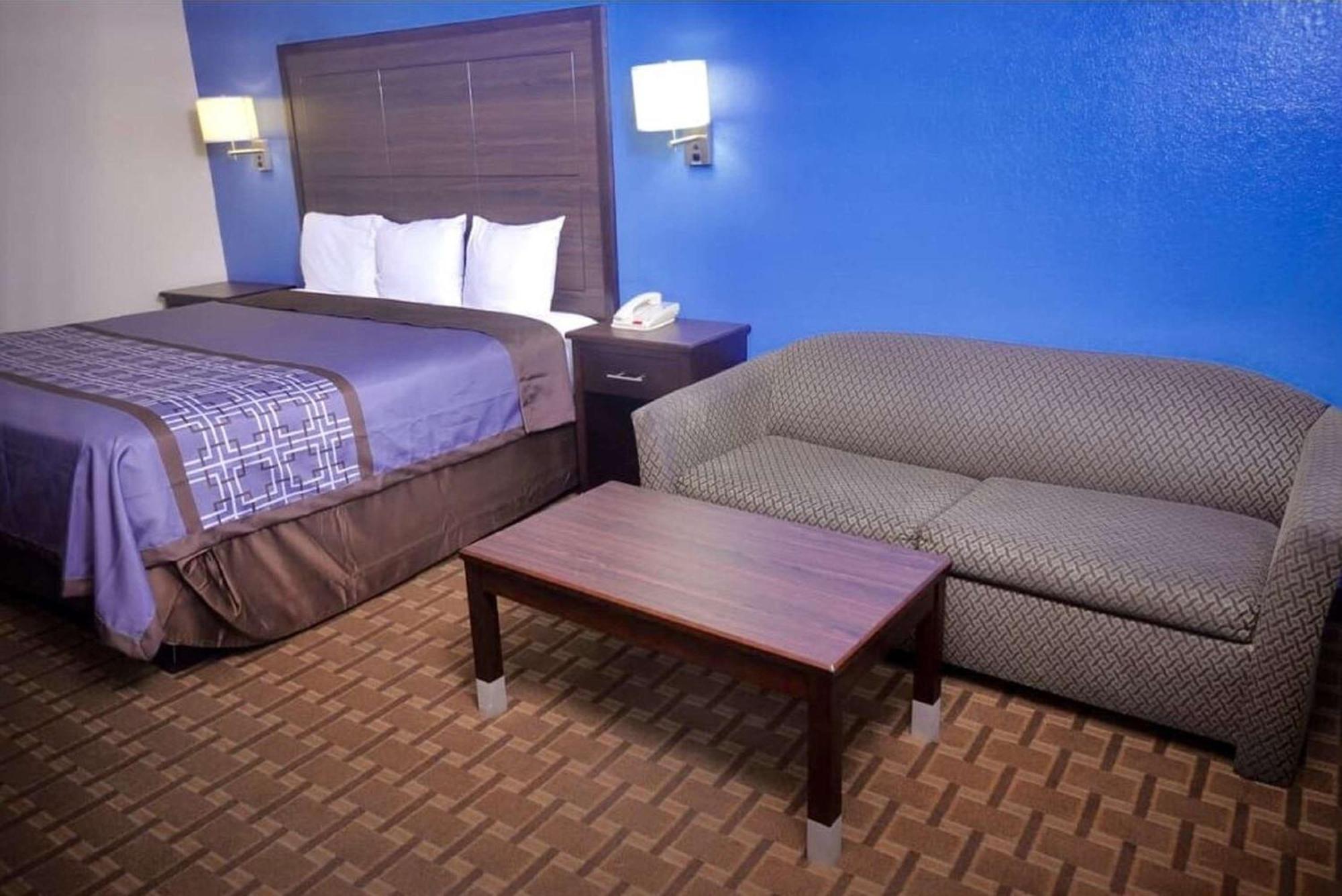 Surestay Hotel By Best Western Terrell Esterno foto